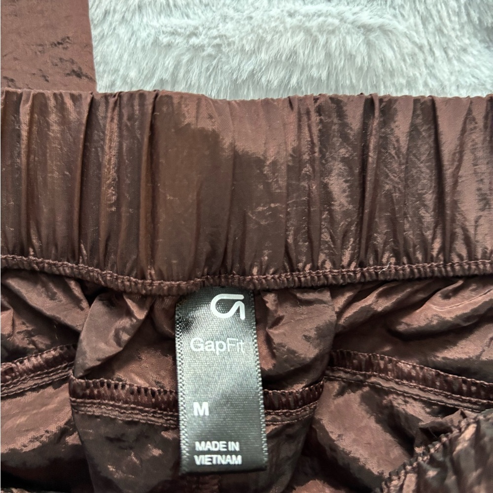 Gap Women’s Brown Windbreaker Pants - Picture 6 of 9
